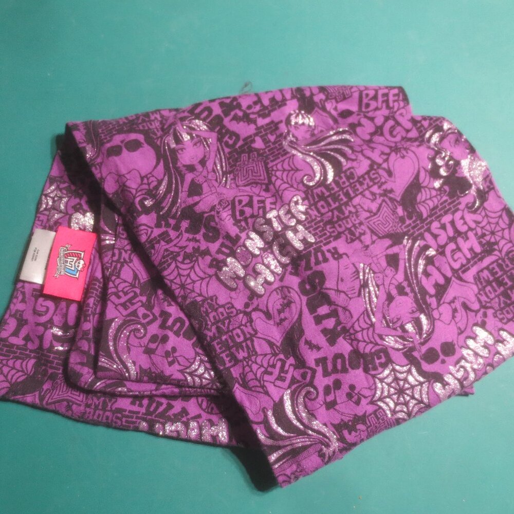2015 Monster High Purple Silver Glitter Neck Scarf.